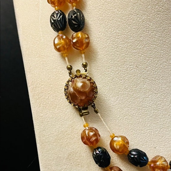 BOGO Vintage Signed Made in Austria Necklace “Carnival Glass” Plastic 2 Strand - Picture 7 of 9